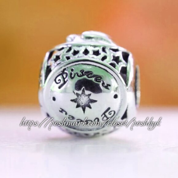 PANDORA Zodiac Pisces Star Sign Charm 791935 - Picture 1 of 3